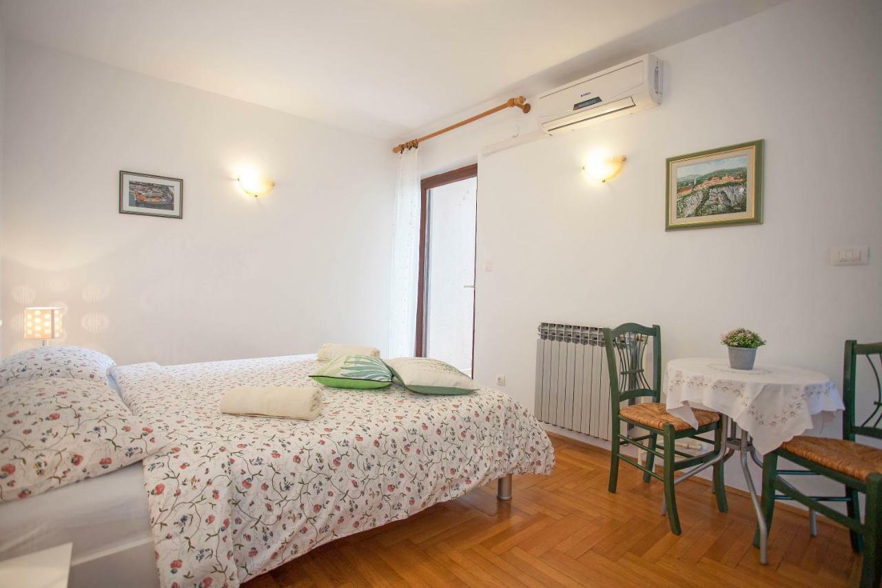 Apartment Studio Sole Rovinj Extérieur photo